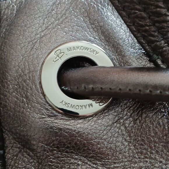 B. MAKOWSKY  - Picture 2 of 6